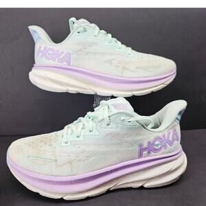Hoka Women 9 Comfy footwear